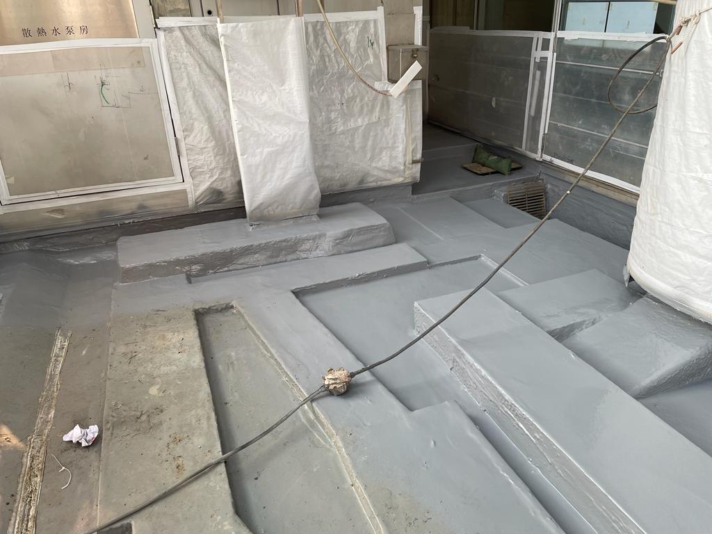 匯豐銀行 天面防水工程相片 2